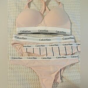 Calvin Klein Pink and White Intimates Set Size Large